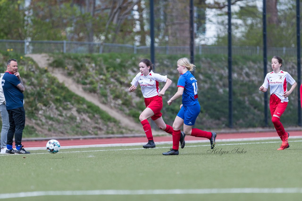 Bild 131 - wCJ Walddoerfer 2 - VfL Pinneberg 2 : Ergebnis: 7:0